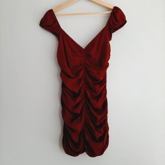 WILFRED Aritzia Veda Ruched Mini Dress Burgundy Brown Sz 6 - Picture 3 of 13